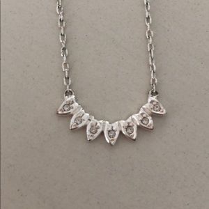 Cute dainty necklace